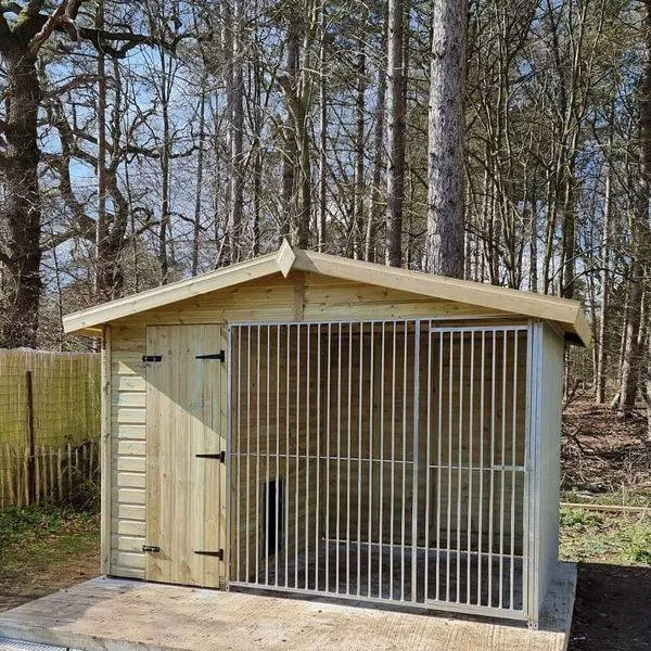 Benchmark Dog Kennel with Apex Roof - Single 10 x 8ft, Premium Wood Range