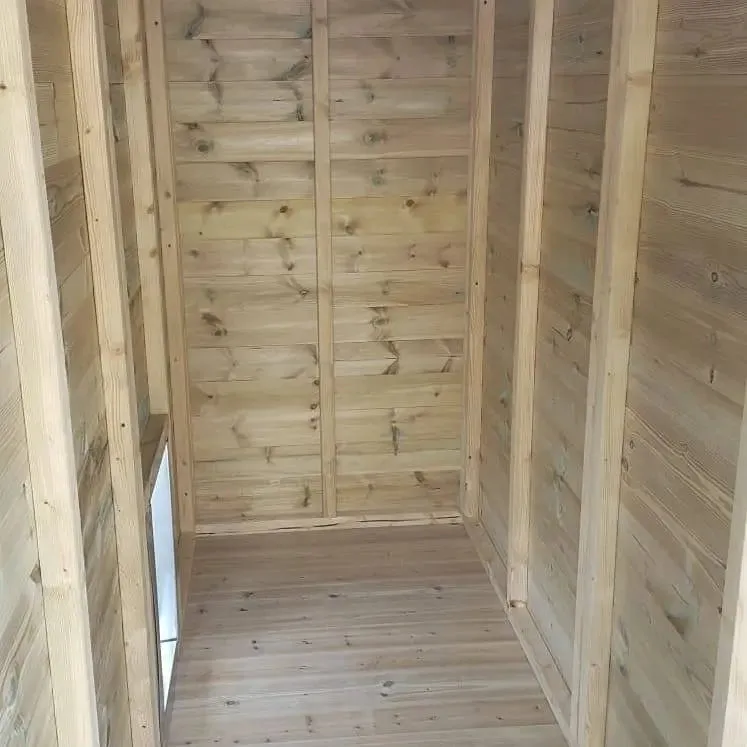 Benchmark Dog Kennel with Apex Roof - Single 10 x 8ft, Premium Wood Range